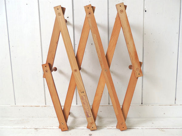 【NASCO】ユーゴスラビア製の特大サイズ・伸縮式・木製・ヴィンテージ・ハットラック/ウォールフック