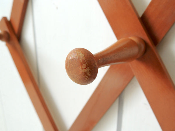 【NASCO】ユーゴスラビア製の特大サイズ・伸縮式・木製・ヴィンテージ・ハットラック/ウォールフック