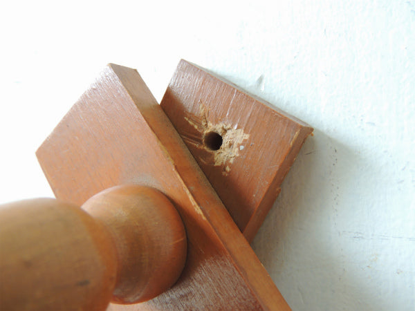 【NASCO】ユーゴスラビア製の特大サイズ・伸縮式・木製・ヴィンテージ・ハットラック/ウォールフック