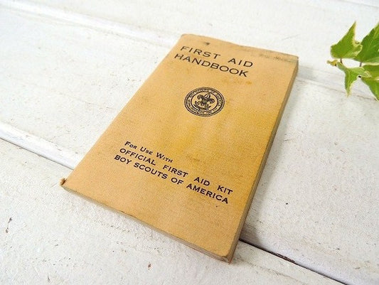 【FIRST AID HANDBOOK/1940’s】アンティーク印刷物・ハンドブック・ノベルティ