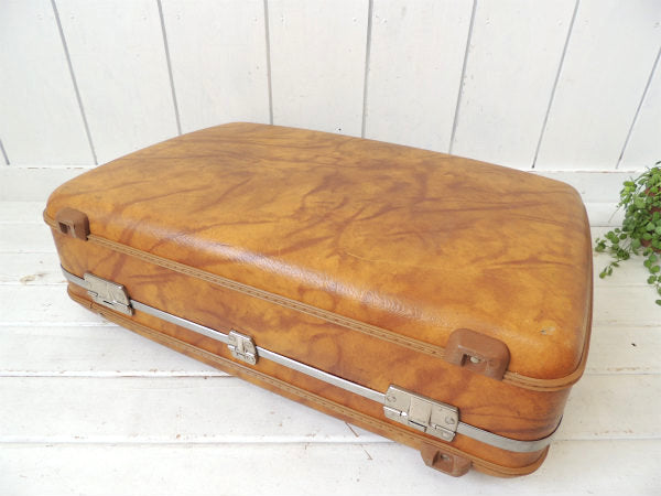 【アメリカンツーリスター】ブラウンマーブル色・鍵付き・ヴィンテージ・スーツケース/トランク①