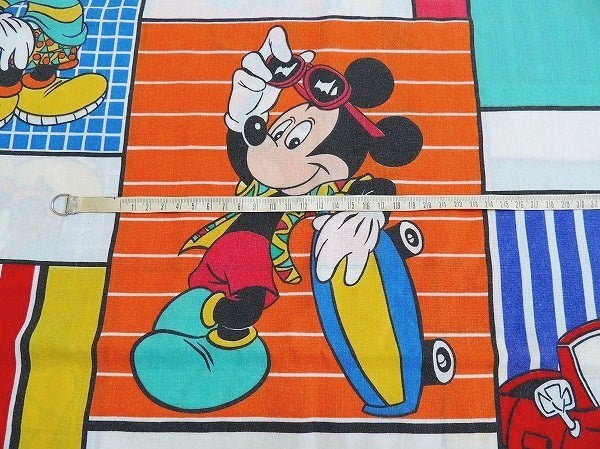 【ミッキーマウス】ディズニー・クールミッキー柄・ヴィンテージ・ユーズドシーツ(1/2) USA