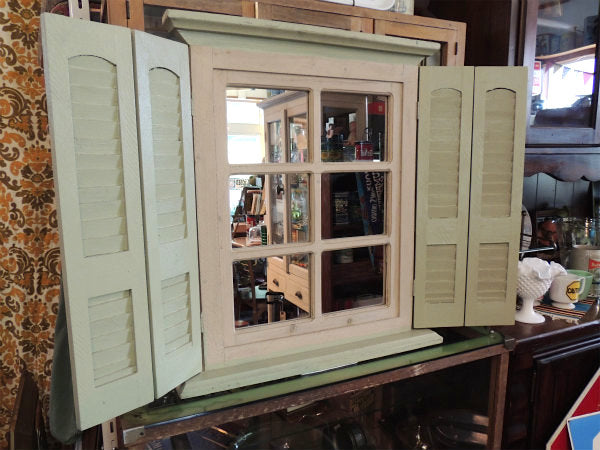 【シャビーシック】ミントグリーン・木製・ヴィンテージ・ルーバーミラー・鏡・ウォールデコ・インテリア