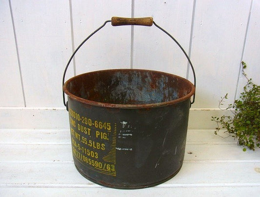 木製ハンドル・ステンシルのロゴ入り・ヴィンテージ・ブリキバケツ　USA