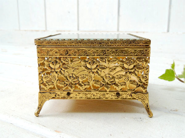 【薔薇モチーフ】ガラス製・脚付き・アンティーク・ジュエリーボックス・宝石箱・アクセサリーケース