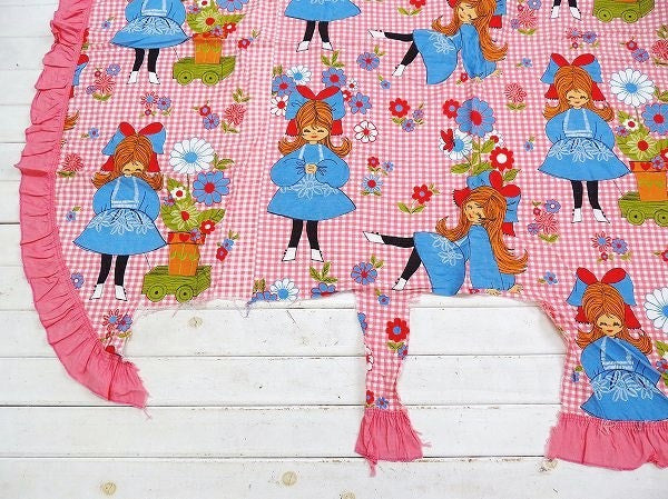 レトロポップな女の子&花柄・ヴィンテージ・ベッドスプレッド/ベッドカバー/ファブリック USA