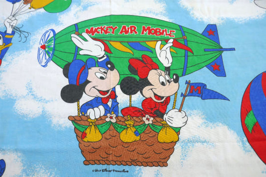 ミッキー&フレンズ ディズニー 空飛ぶ飛行船 ヴィンテージ フラットシーツ ユーズドシーツ (1/2) USA