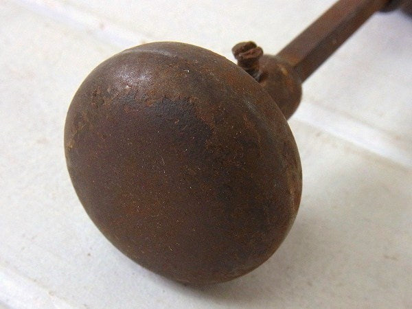 シャビー・アイアン製 アンティーク・ドアノブ・金具 建材 USA 住宅設備