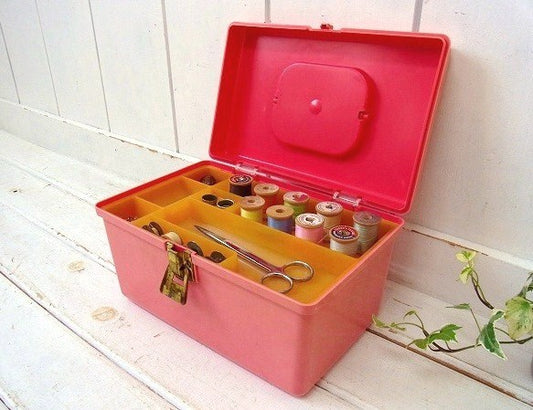 【WILSON】ピンク色・2段式・ヴィンテージ・ソーイングボックス/裁縫箱/手芸 USA