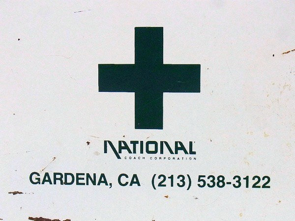 白色のメタル製・ヴィンテージ・救急箱/ファーストエイド USA