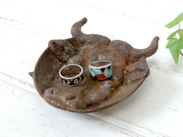 【雄牛】アイアン製・アンティーク・灰皿&ポケットチェンジ・トレイ/マネートレイ