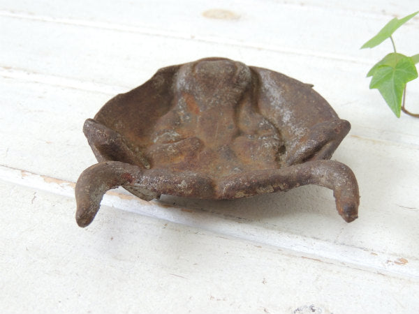 【雄牛】アイアン製・アンティーク・灰皿&ポケットチェンジ・トレイ/マネートレイ