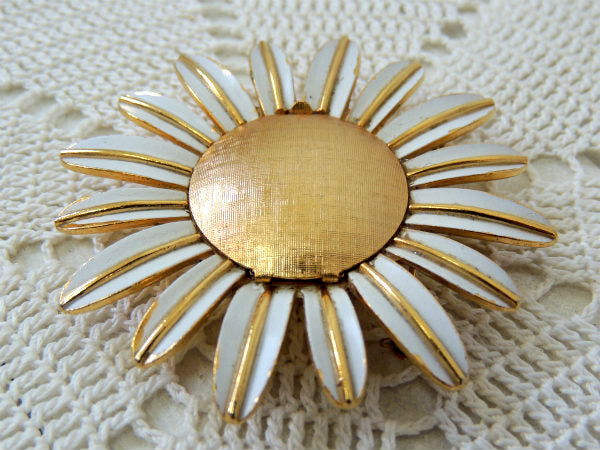 AVON エイボン レトロ フラワーモチーフ 香水付き 70's ヴィンテージ ブローチ アクセサリー ジュエリー USA