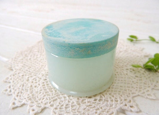 ミルクガラス製の小さなヴィンテージ・ガラスジャー/ガラス容器/クリームジャー USA