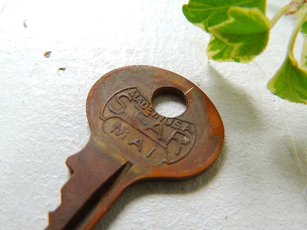 【STAR/MADE IN USA】1ナンバー入り・真鍮製・鍵・ビンテージ・キー