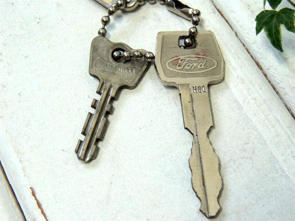 【ウィスコンシン州】フォード・ナンバープレート型 ・ヴィンテージ・キーホルダー・USA・鍵付き