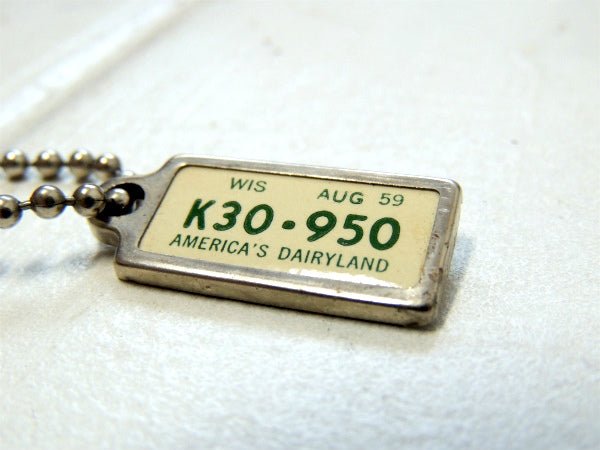【ウィスコンシン州】フォード・ナンバープレート型 ・ヴィンテージ・キーホルダー・USA・鍵付き