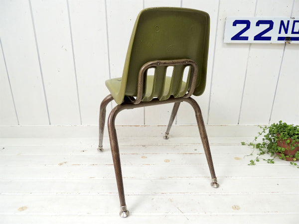 【VIRCO】ヴァルコ・オリーブグリーン色・ヴィンテージ・スクールチェア/子供イス USA