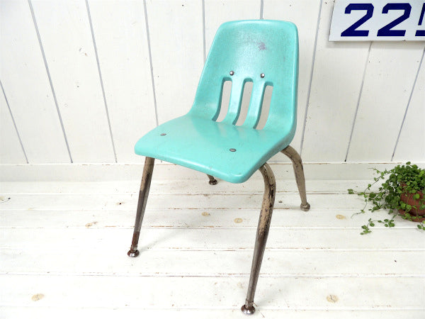 【VIRCO】ヴァルコ・ロサンゼルス製・水色のヴィンテージ・スクールチェア/子供イス USA