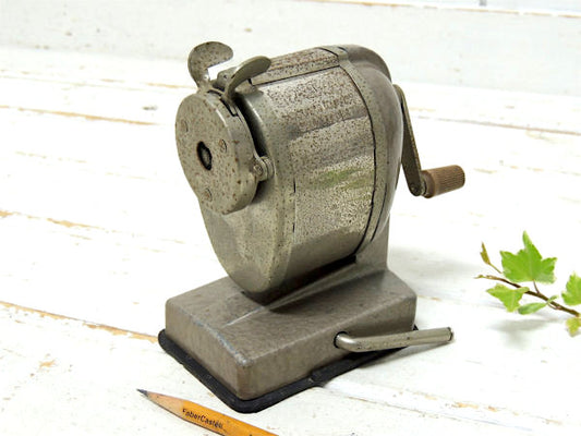 BOSTON・吸盤付き US ボストン・1つ穴 タイプ・ペンシルシャープナー・鉛筆削り・ハンドル