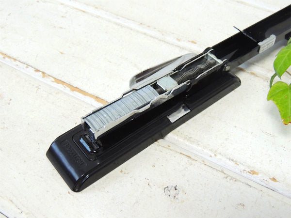 ボステッチ BOSTITCH ブラック・メタル製・ヴィンテージ・ホッチキス・ステープラー MADE IN U.S.A 文房具.・ステーショナリー