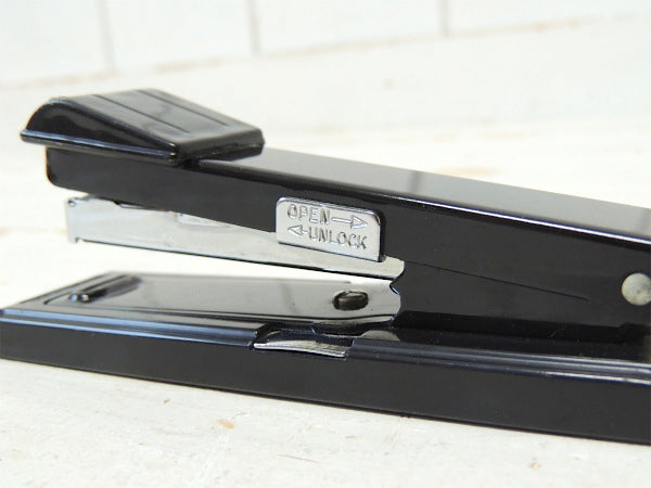 ボステッチ BOSTITCH ブラック・メタル製・ヴィンテージ・ホッチキス・ステープラー MADE IN U.S.A 文房具.・ステーショナリー