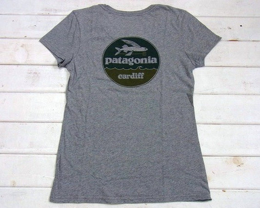 【Patagonia】ウィメンズ・パタゴニア・カーディフ限定・Tシャツ&ステッカーetc1枚付き
