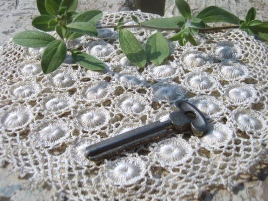 OLD シンプルデザイン アンティーク ヴィンテージ  鍵 キー かぎ カギ 古鍵 USA