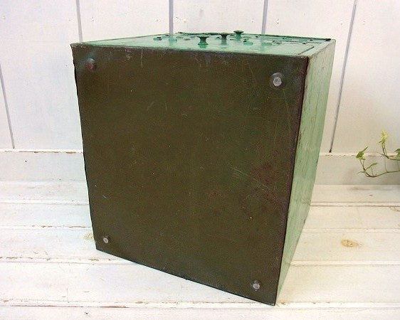 グリーン・3段式 インダストリアル・アンティーク・卓上チェスト 書類チェスト 引き出し 工具箱 USA