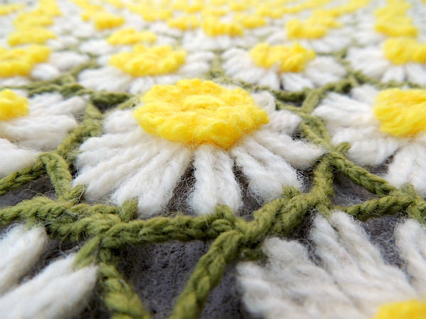 手編みニット・お花の立体モチーフ編み・アンティーク・ブランケット/ひざ掛け USA