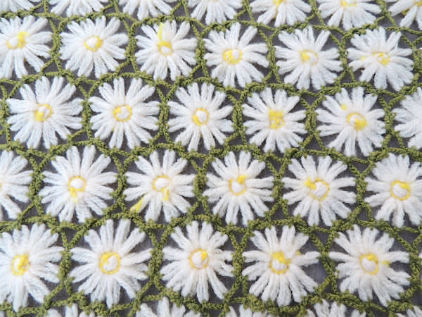 手編みニット・お花の立体モチーフ編み・アンティーク・ブランケット/ひざ掛け USA