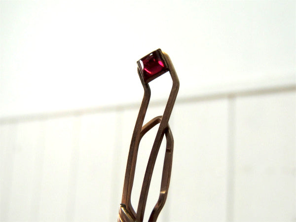 HICKOK・USA・10K・ワインレッド 宝石 モチーフ アンティーク&ヴィンテージ・タイピン