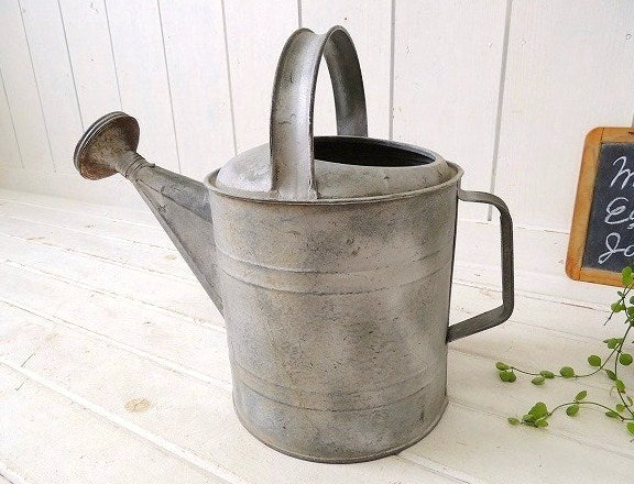 アメリカ!ブリキ製・アンティーク・ジョウロ/ウォータリングカン/ガーデニング