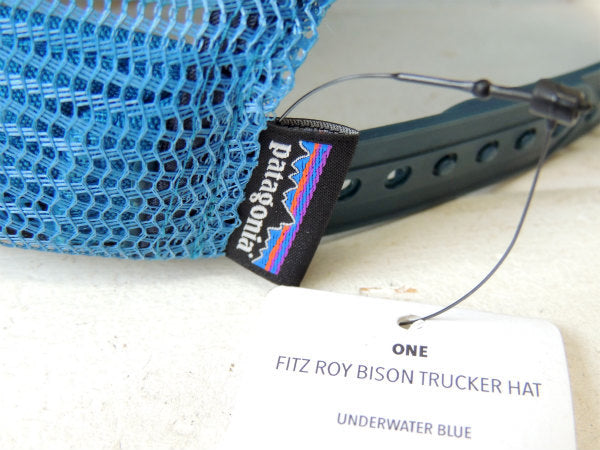 【パタゴニア/Patagonia】バイソン・フィッツロイ・トラッカーハット&ステッカー1枚(ブルー)