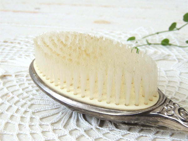 【クラシカルデザイン】フラワー&リーフ柄モチーフ・シルバープレート・アンティーク・ブラシ USA