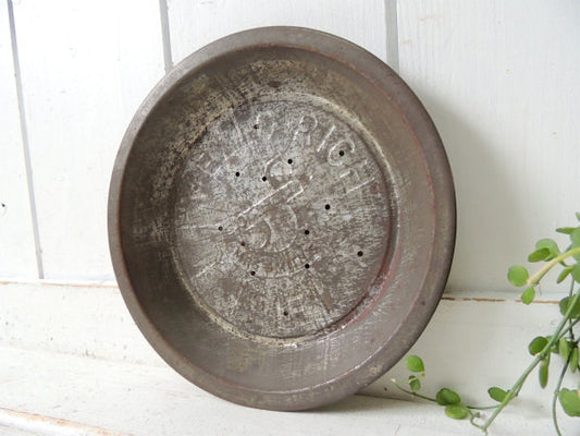 【MELLO RICH Pie】シャビー・ティン製・アンティーク・パイ皿・パイプレート USA