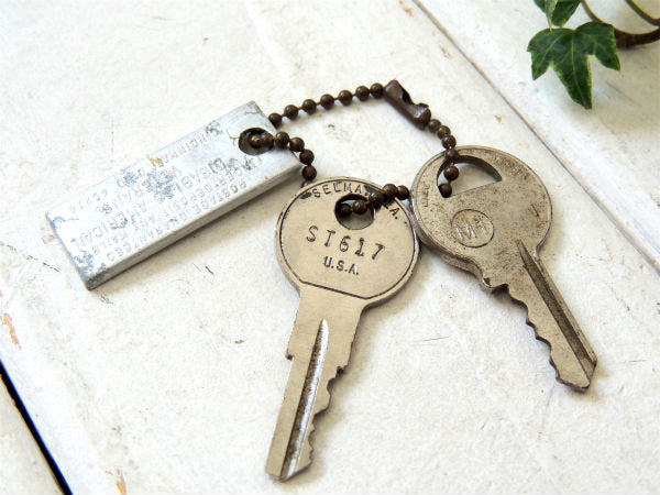 【1969s・コロラド州】ナンバープレート型・ヴィンテージ・キーホルダー・鍵2本・FUEL