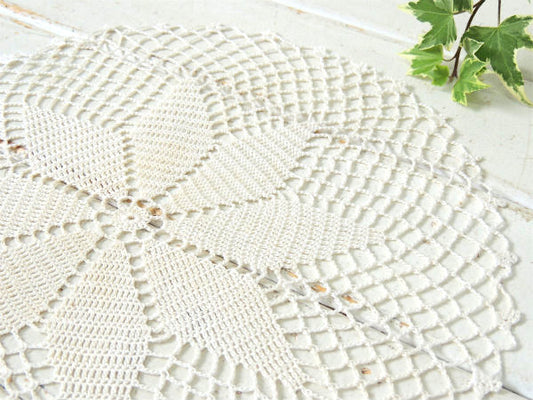 オフホワイト クロシェレース 花柄 デッドストック未使用 アンティーク ドイリー ハンドメイド