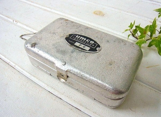 【UMCO】アルミ製・ヴィンテージ・タックルボックス・MODEL P-9/フィッシング USA