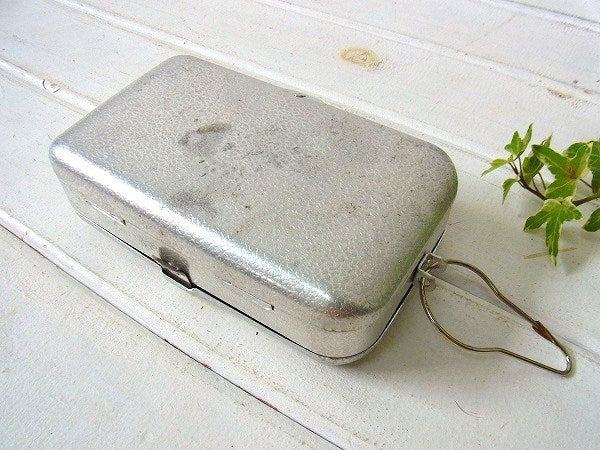 【UMCO】アルミ製・ヴィンテージ・タックルボックス・MODEL P-9/フィッシング USA