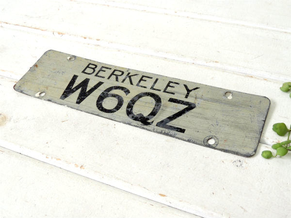 【BERKELEY  W6QZ・ナンバーサイン】スチール製・ヴィンテージ・サイン・看板・USA