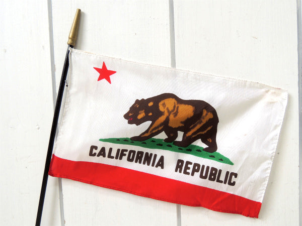 CALIFORNIA クマ ヴィンテージ カリフォルニア 州旗 グリズリー フラッグ USA