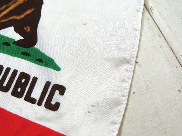 CALIFORNIA クマ ヴィンテージ カリフォルニア 州旗 グリズリー フラッグ USA