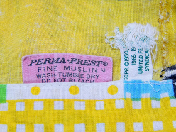 【スマイル・スヌーピー】ピーナッツの仲間・パネル柄・ヴィンテージ・ユーズド・ピロケース/枕カバー