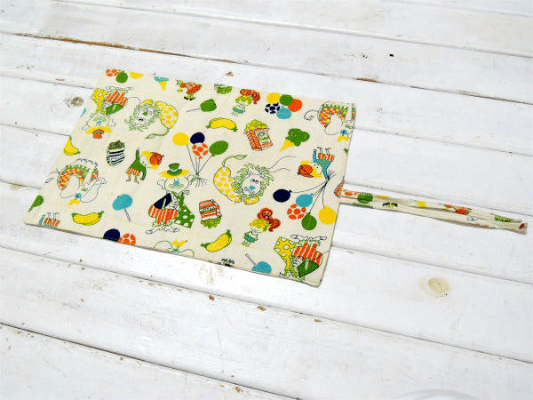 ピエロ 動物 お菓子柄 ポケット付き 子供用 ヴィンテージ ランチョンマット  USA