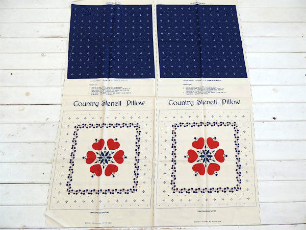【Country Stencil Pillow】ハート柄・クッション・ヴィンテージ・パネル生地