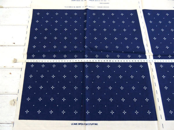 【Country Stencil Pillow】ハート柄・クッション・ヴィンテージ・パネル生地