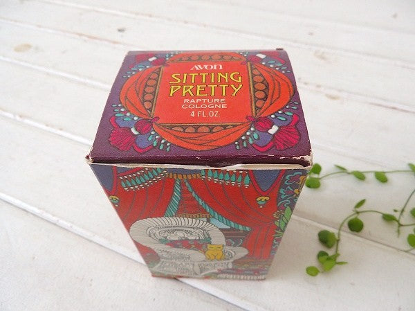 【AVON】エイボン・イスに座った可愛いネコ・アンティーク・箱付き・コロンボトル/香水瓶