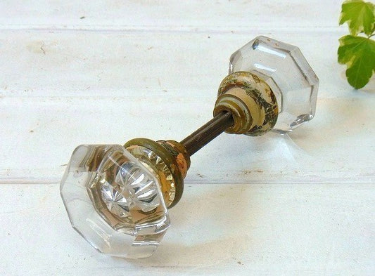 8角形のガラス製×真鍮製・アンティーク・ドアノブ USA