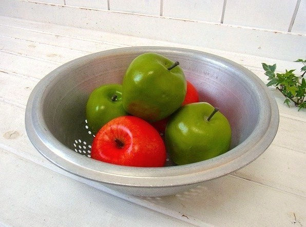 アンティーク・アルミコランダー/水切りボウル/USA/キッチン雑貨